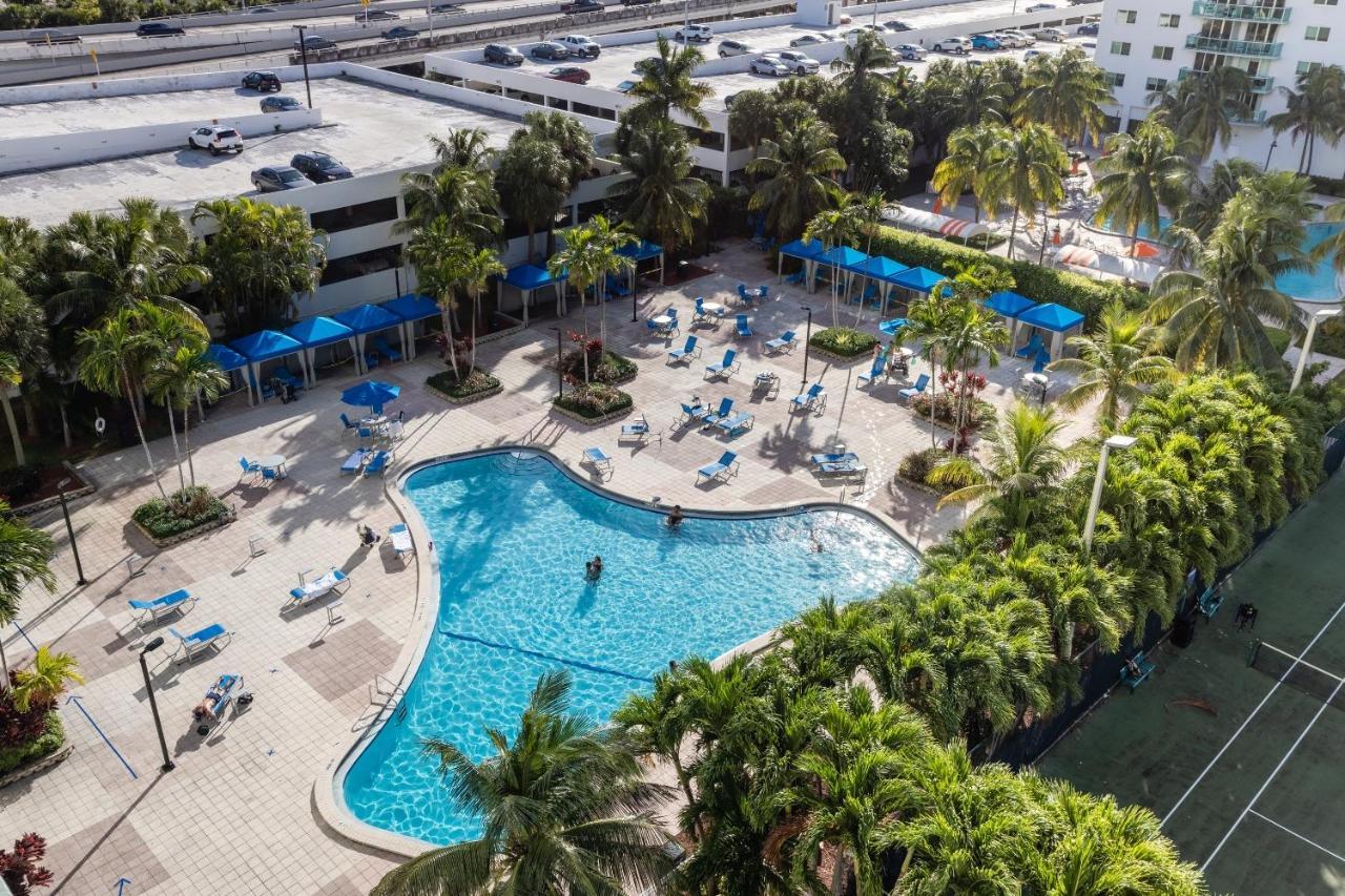 Sunny Isles Ocean Reserve Condo Apartments Голден-Бич Экстерьер фото