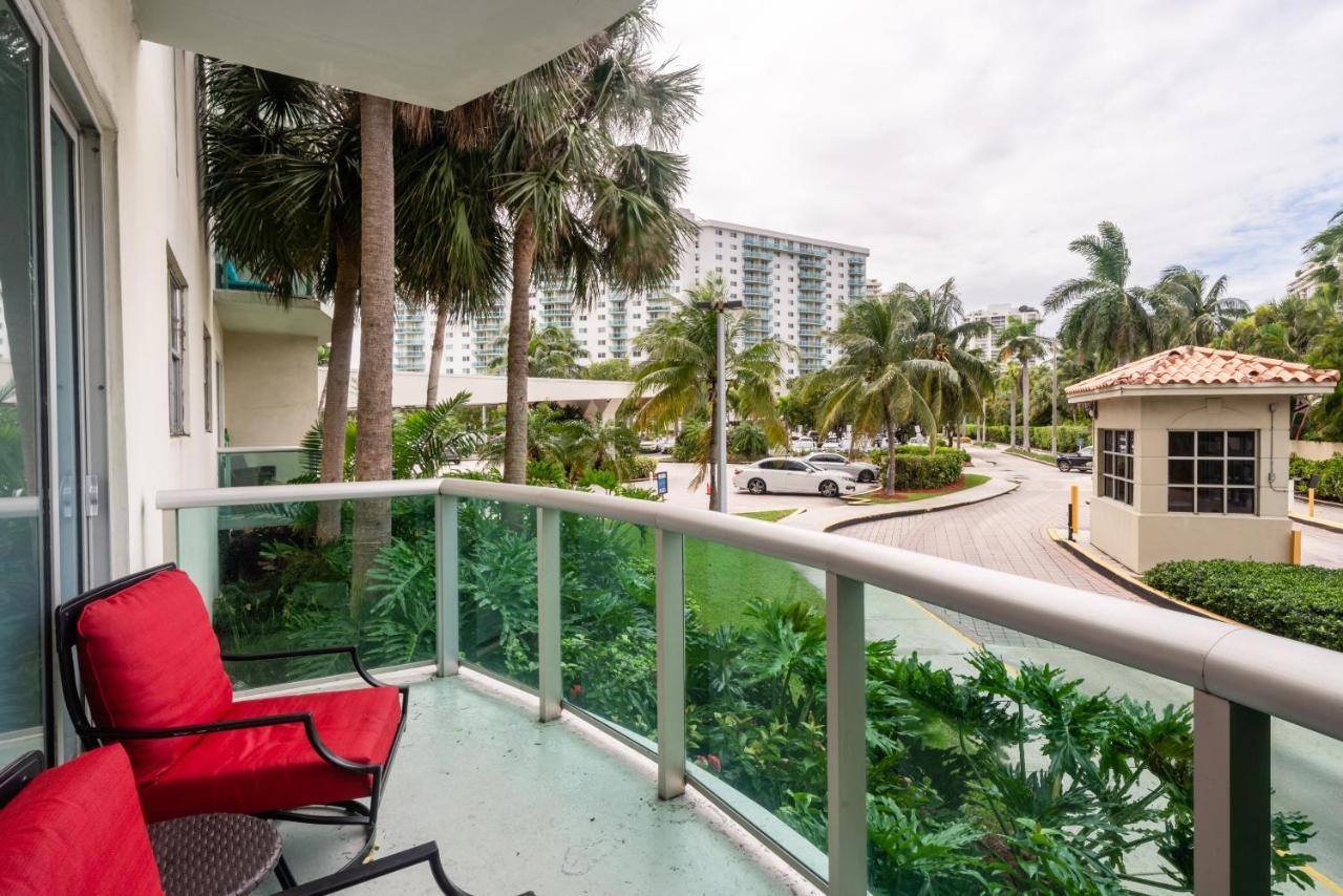 Sunny Isles Ocean Reserve Condo Apartments Голден-Бич Экстерьер фото