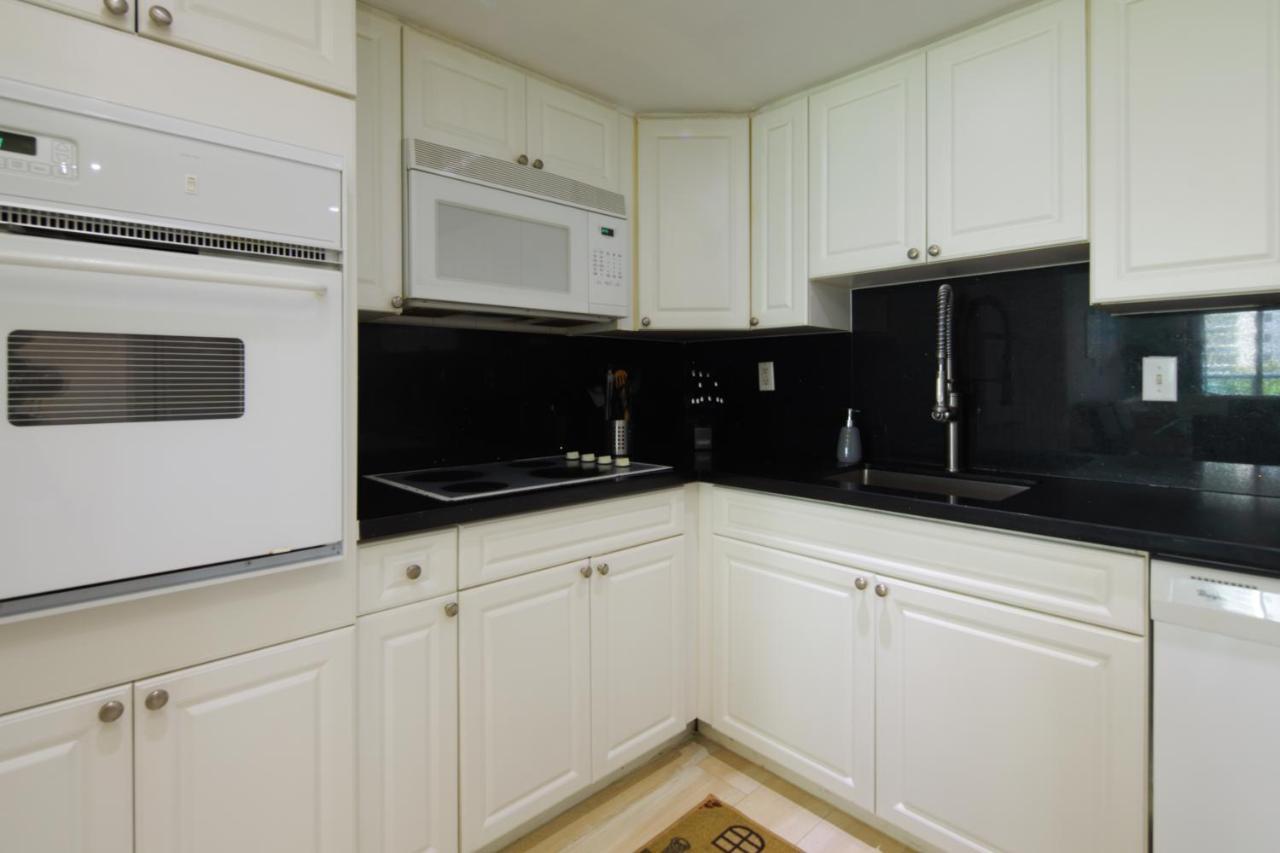 Sunny Isles Ocean Reserve Condo Apartments Голден-Бич Экстерьер фото